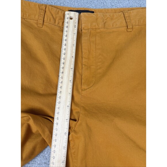 Banana Republic Womens Mustard Chino Pants Size 8 Preppy Classic Casual - Picture 6 of 7